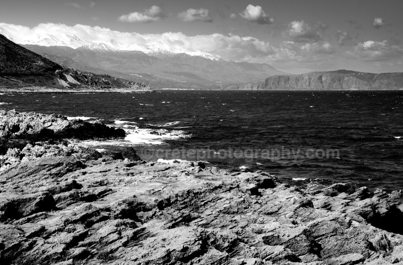 Looking over the Cretan sea to the White Mountians