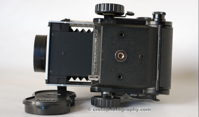 Mamiya C330S bottom view